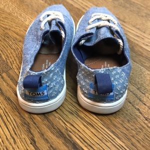 Toms Shoes - Toms Lumin Blue Slub Chambray New Toms Shoes - Toms Lumin Blue Slub Chambray New